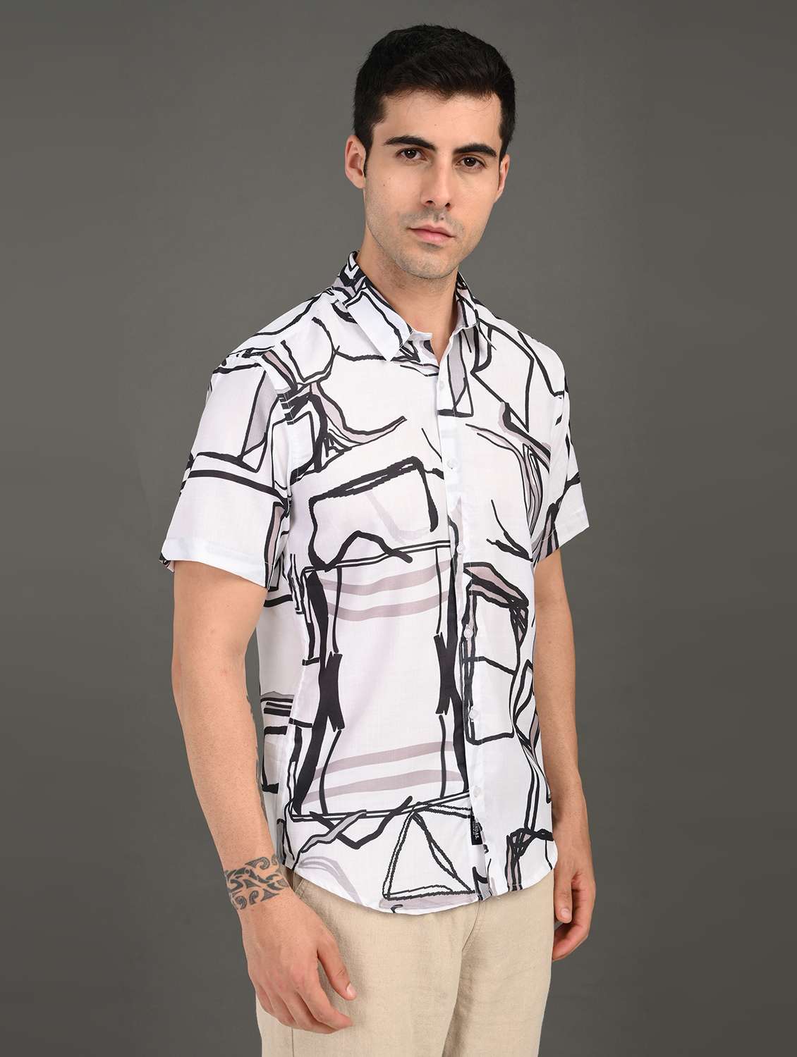men printed short sleeve regular fit casual shirt - 21982235 -  Standard Image - 2