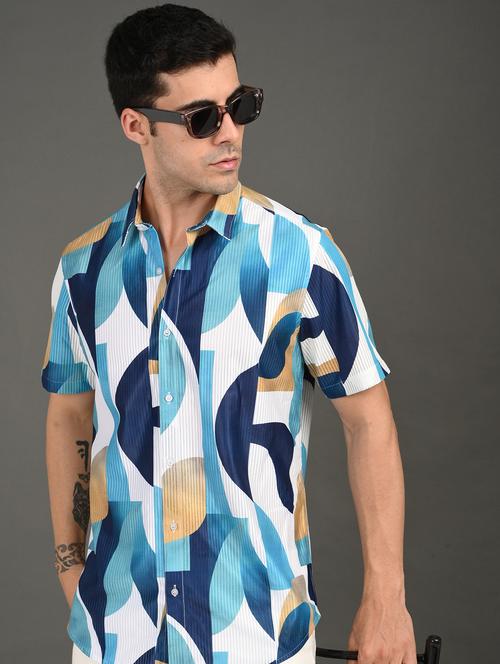 men printed short sleeve regular fit casual shirt - 21982245 - Standard Image - 0