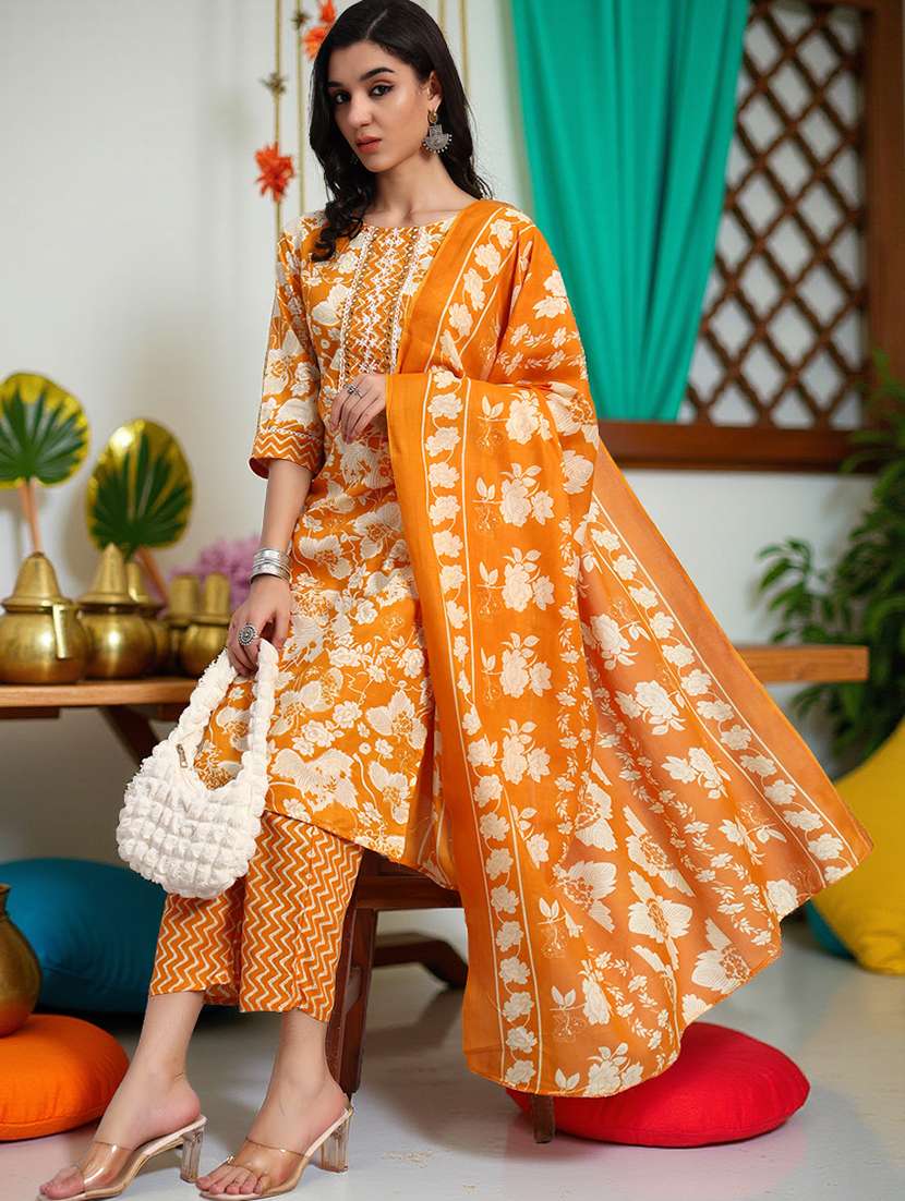 women three quarter sleeve kurta pant with dupatta set