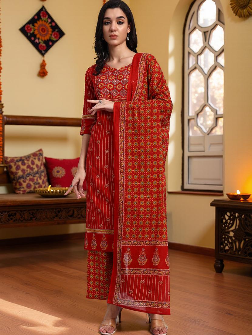 women three quarter sleeve kurta palazzo with dupatta set - 21982286 - Standard Image - 2