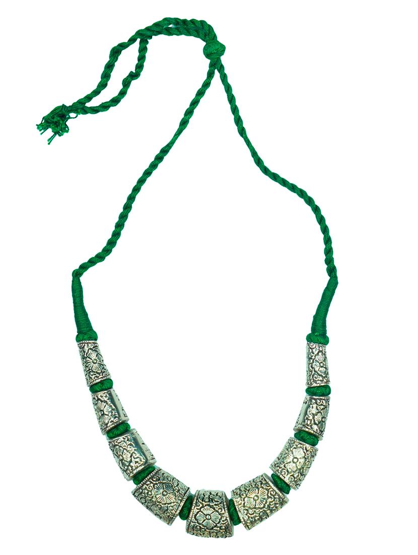 ethnic tribal handmade resin beaded fashion necklace - 21982868 - Standard Image - 2