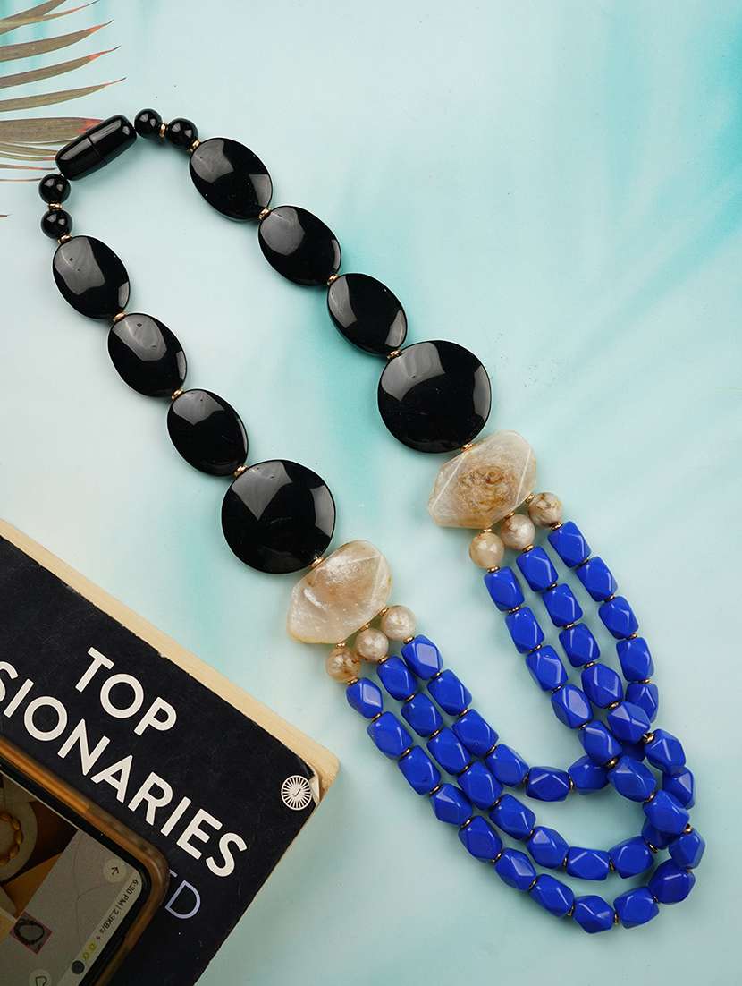 women resin beaded fashion necklace