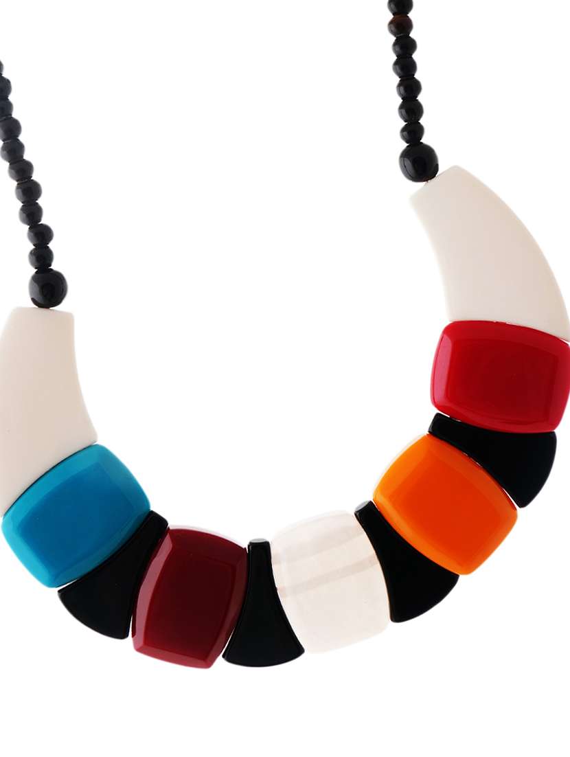 women resin beaded fashion necklace - 21982892 -  Standard Image - 2