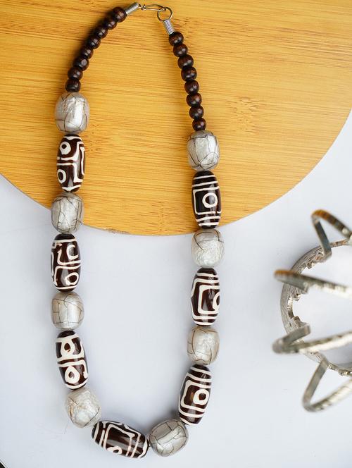 ethnic tribal handmade resin beaded fashion necklace - 21982899 - Standard Image - 0
