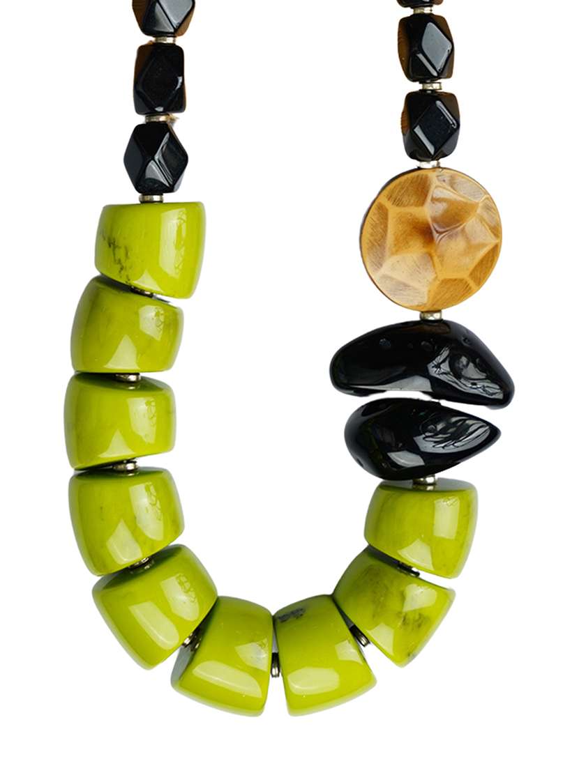 ethnic tribal handmade resin beaded fashion necklace - 21982901 -  Standard Image - 2