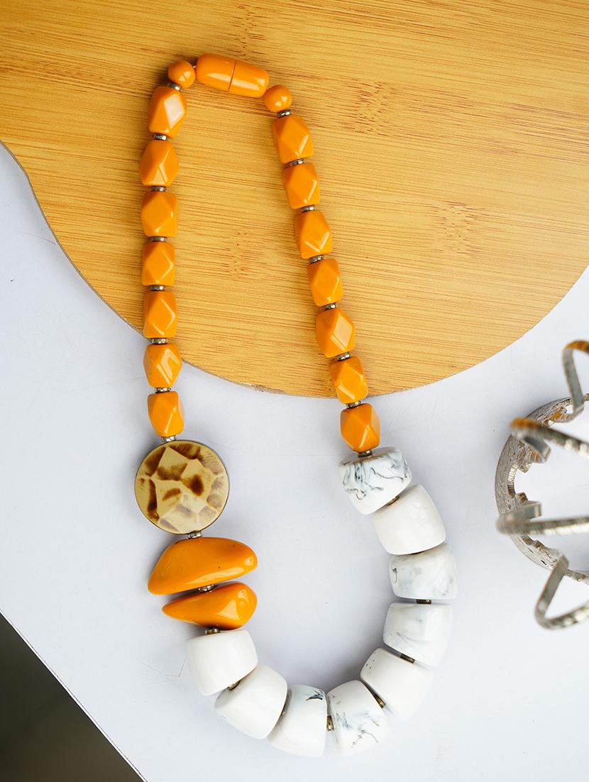 ethnic tribal handmade resin beaded fashion necklace - 21982907 - Zoom Image - 0