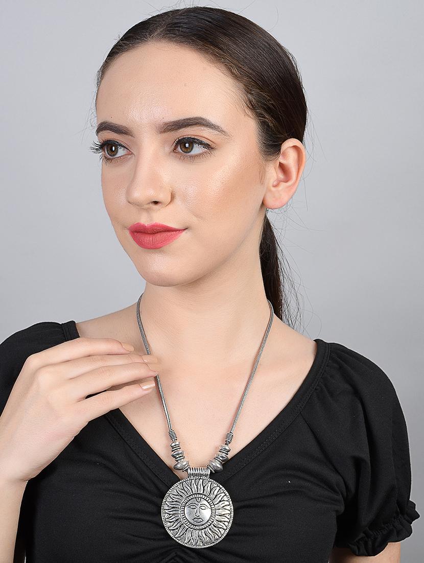 ethnic tribal handmade fashion necklace - 21982915 - Standard Image - 2
