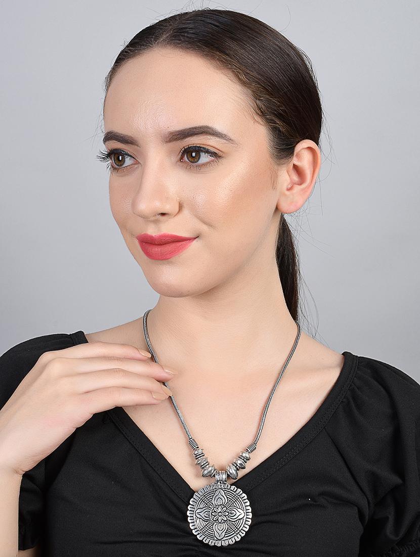 ethnic tribal handmade fashion necklace - 21982917 - Standard Image - 2