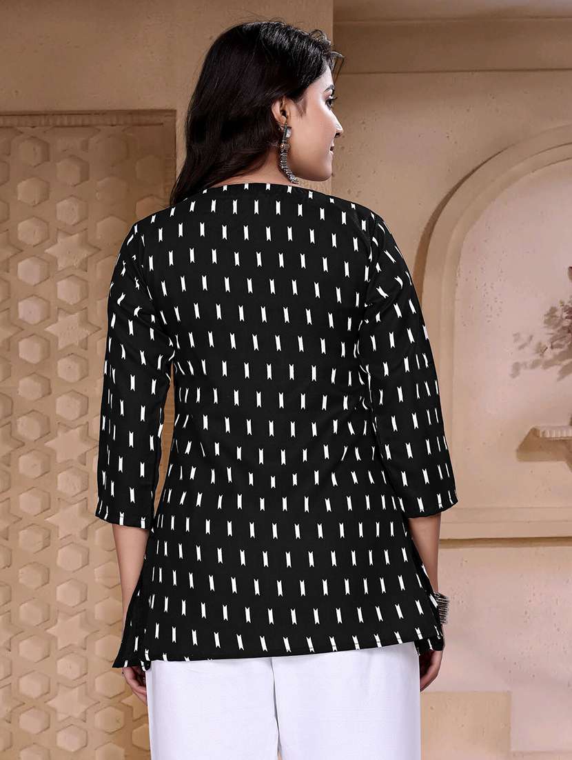 women three quarter sleeve straight kurti - 21982978 -  Standard Image - 2