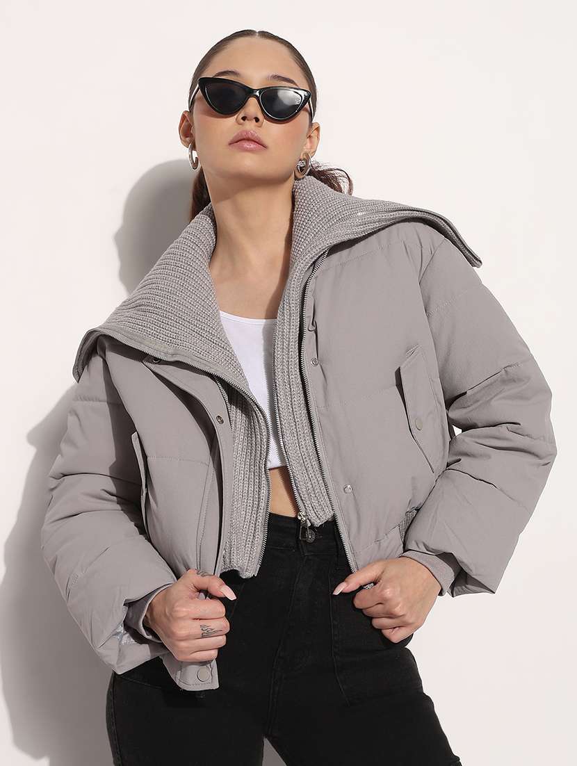 women solid collared long sleeve puffer jacket