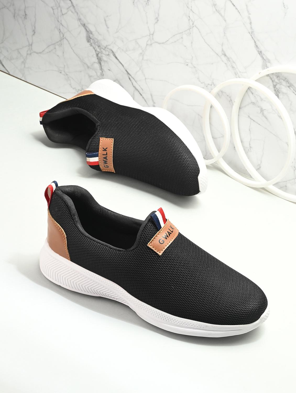 men solid slip on sport shoe - 21983067 -  Zoom Image - 0
