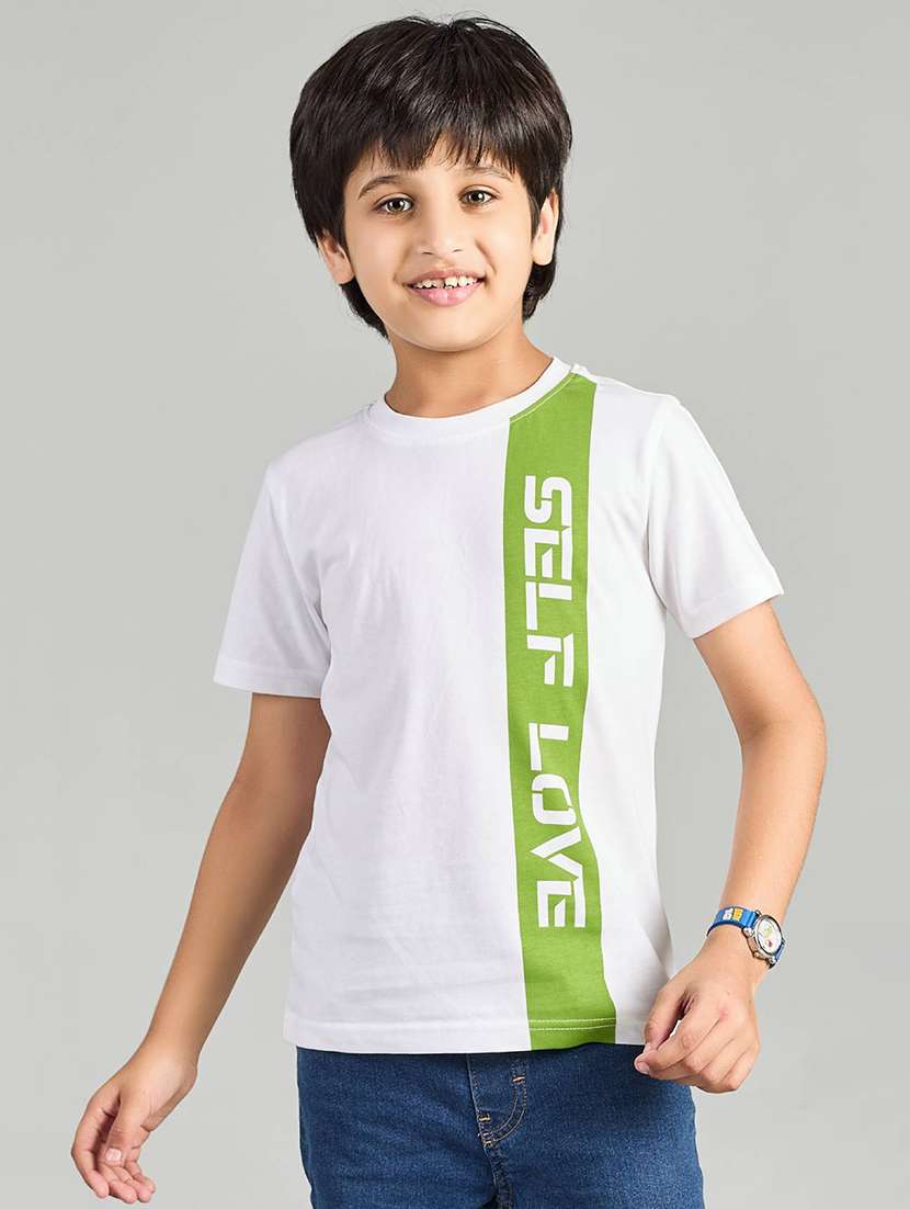 boys placement print round neck t-shirt