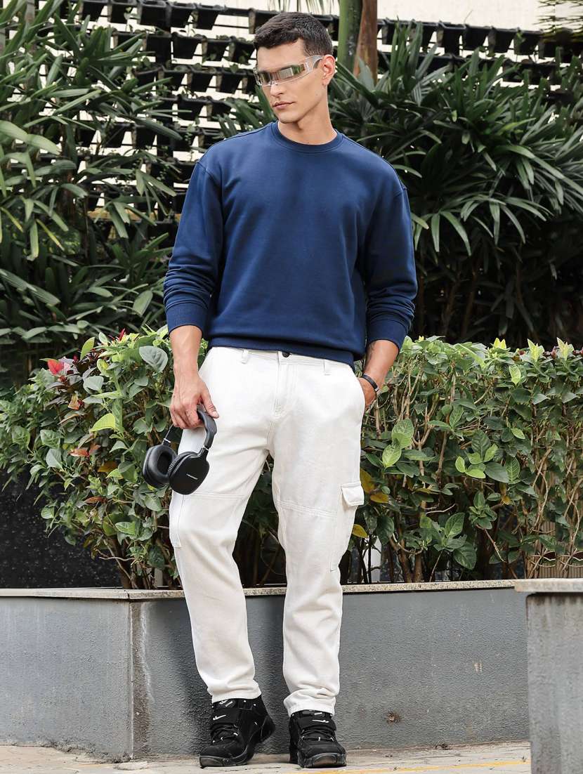 Men Solid Long Sleeve Regular Fit Sweatshirt