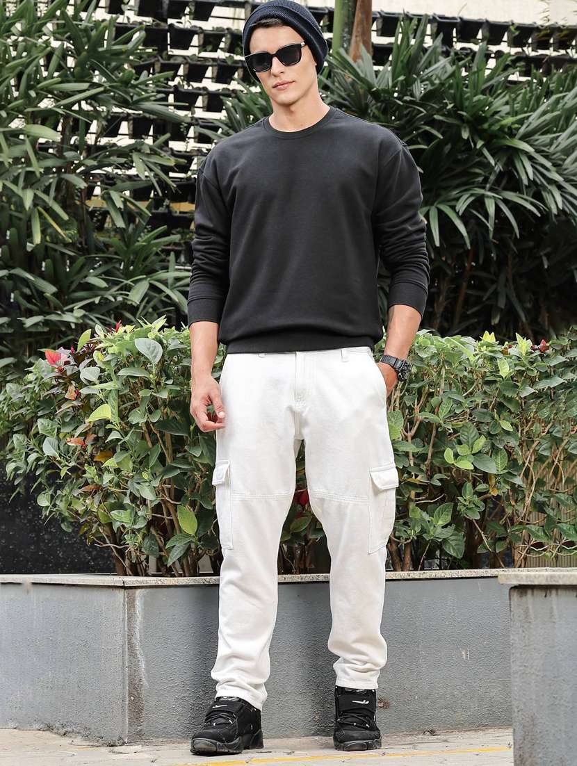 Men Solid Long Sleeve Regular Fit Sweatshirt
