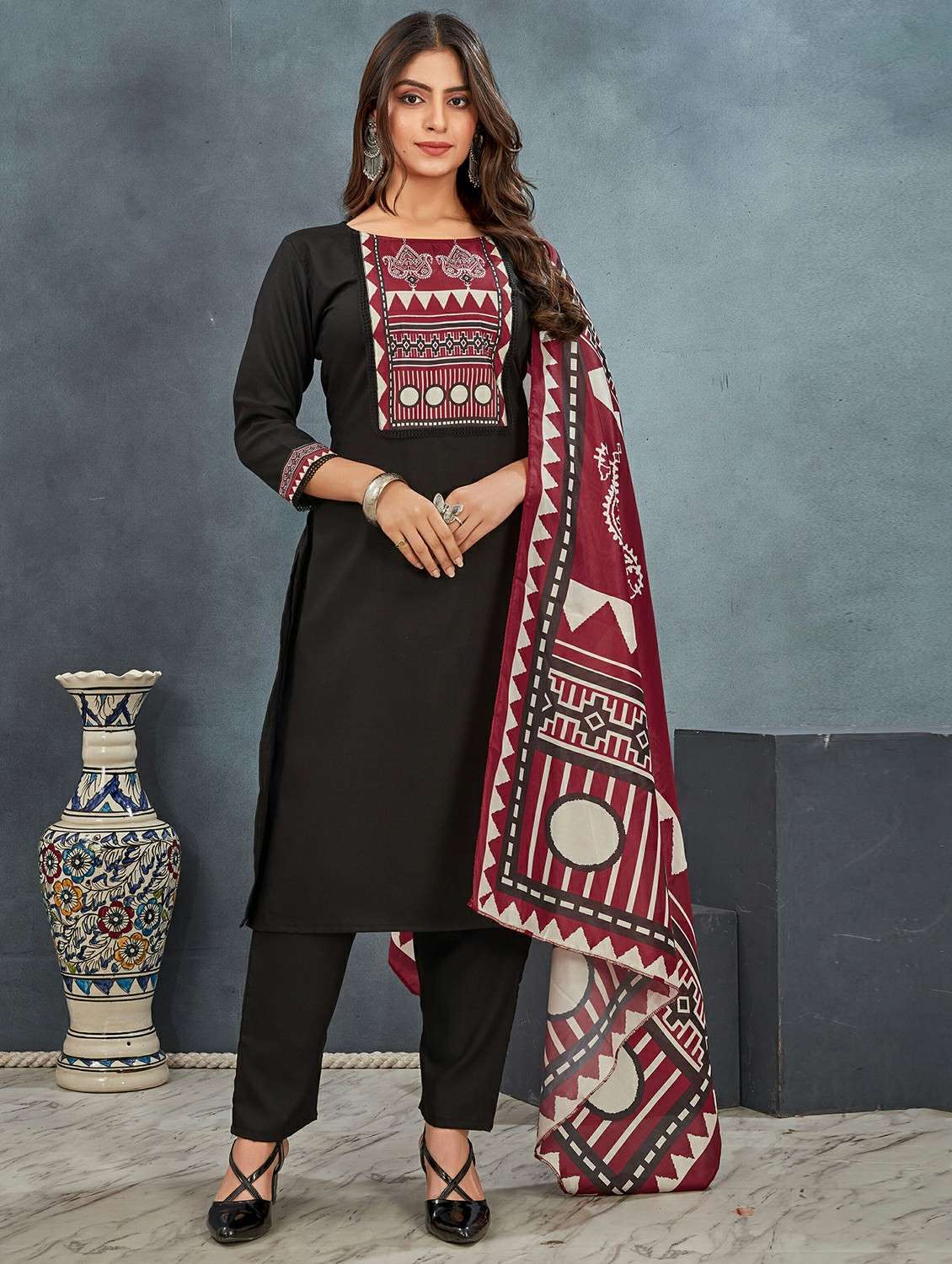 women three quarter sleeve kurta pant with dupatta set