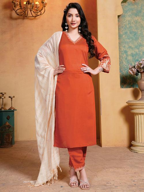 women three quarter sleeve kurta pant with dupatta set - 21983317 - Standard Image - 0