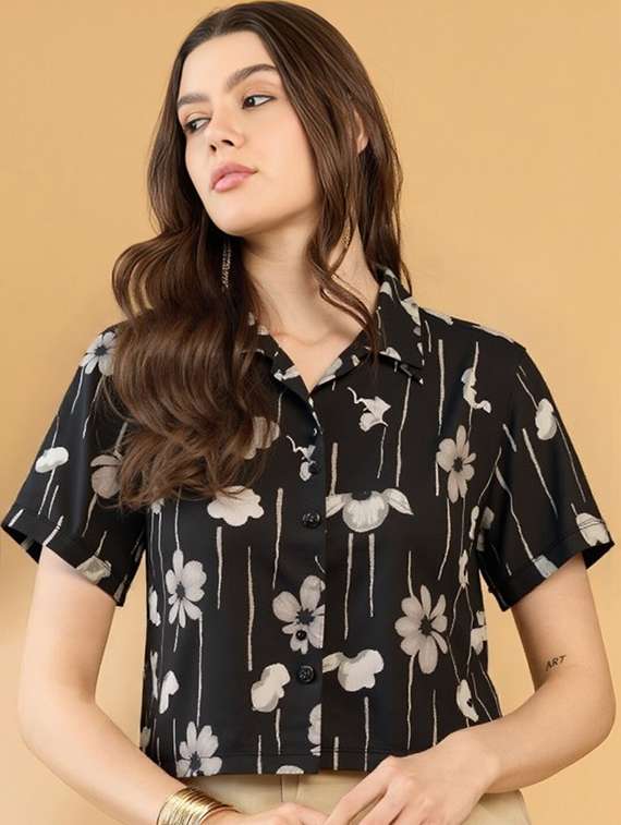 women printed collared short sleeve crop shirt - 21983479 -  Zoom Image - 0