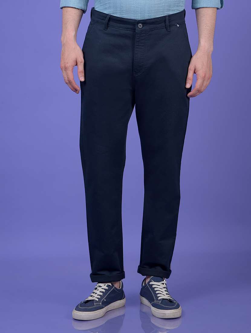 men solid mid rise straight fit chinos 