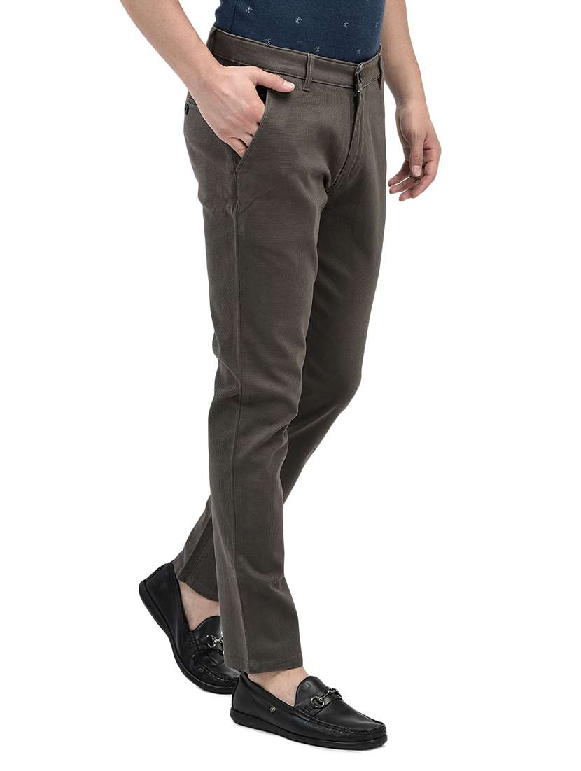 men solid mid rise slim fit chinos  - 21985072 -  Standard Image - 2