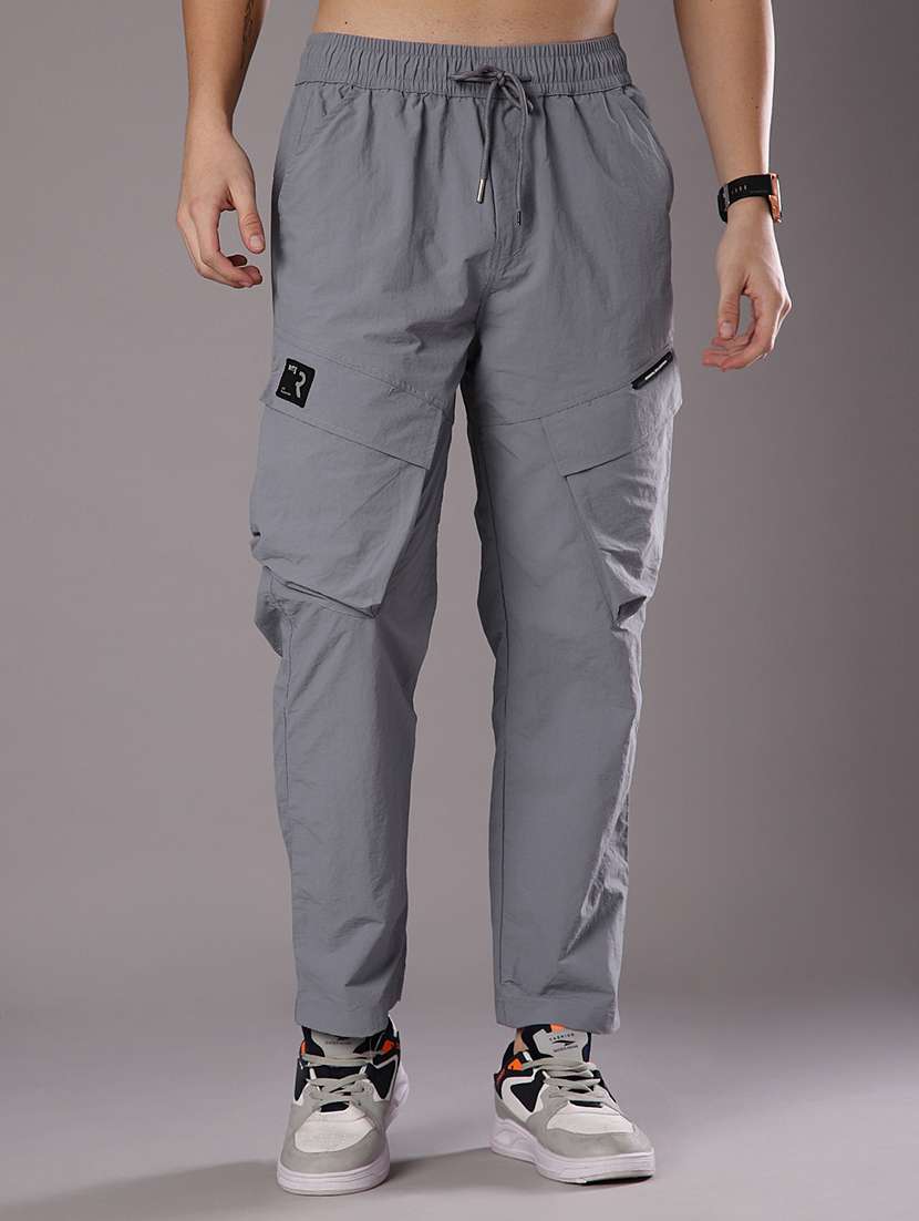 men solid mid rise regular fit cargo - 21985800 -  Standard Image - 2