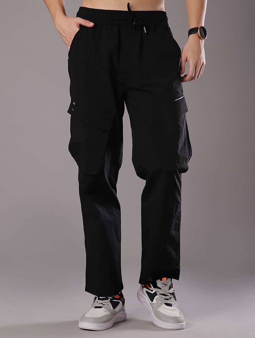 men solid mid rise regular fit cargo - 21985801 -  Standard Image - 2