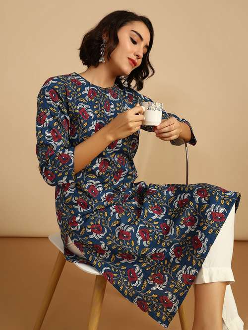 women three quarter sleeve straight kurta - 21985825 -  Standard Image - 0