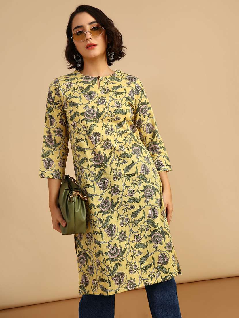 women three quarter sleeve straight kurta