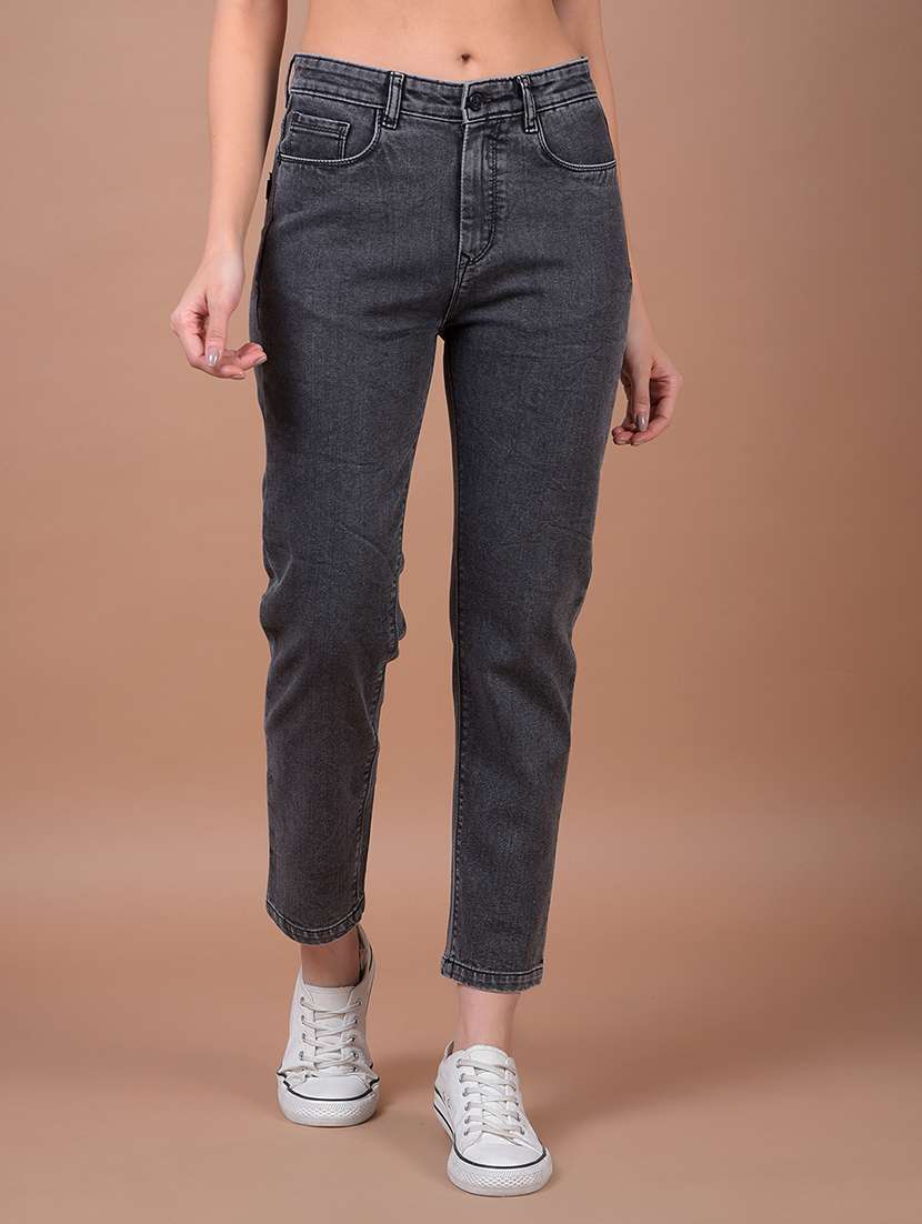 women solid mid rise straight fit jean