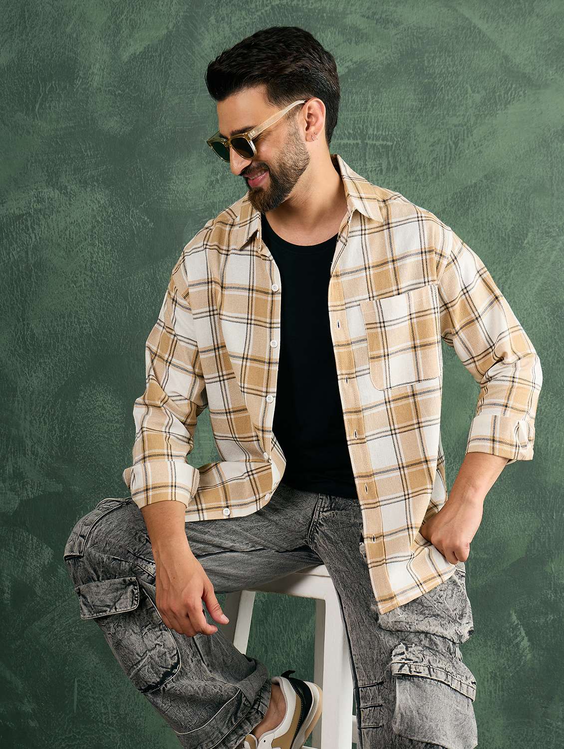 men checkered collared loose fit shirt - 21986236 - Zoom Image - 0