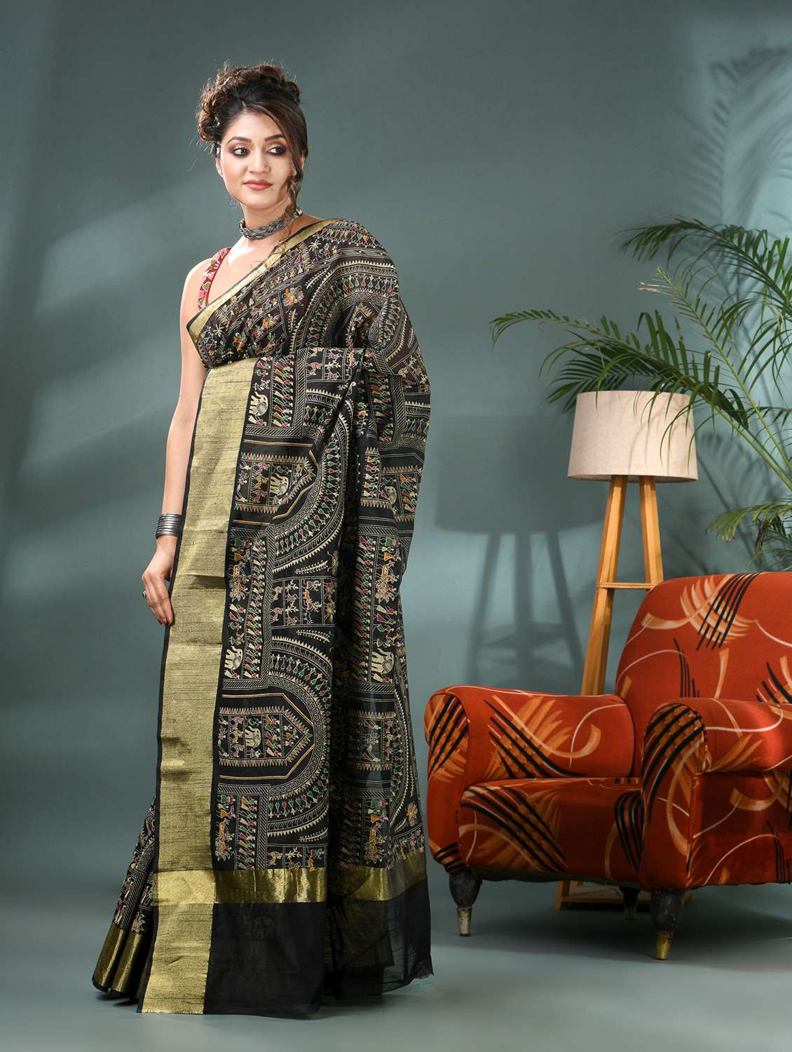 women warli printed bordered saree with blouse - 21986593 -  Standard Image - 2