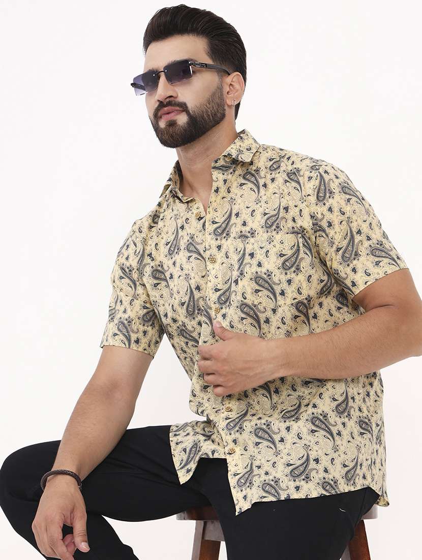 men printed short sleeve regular fit casual shirt