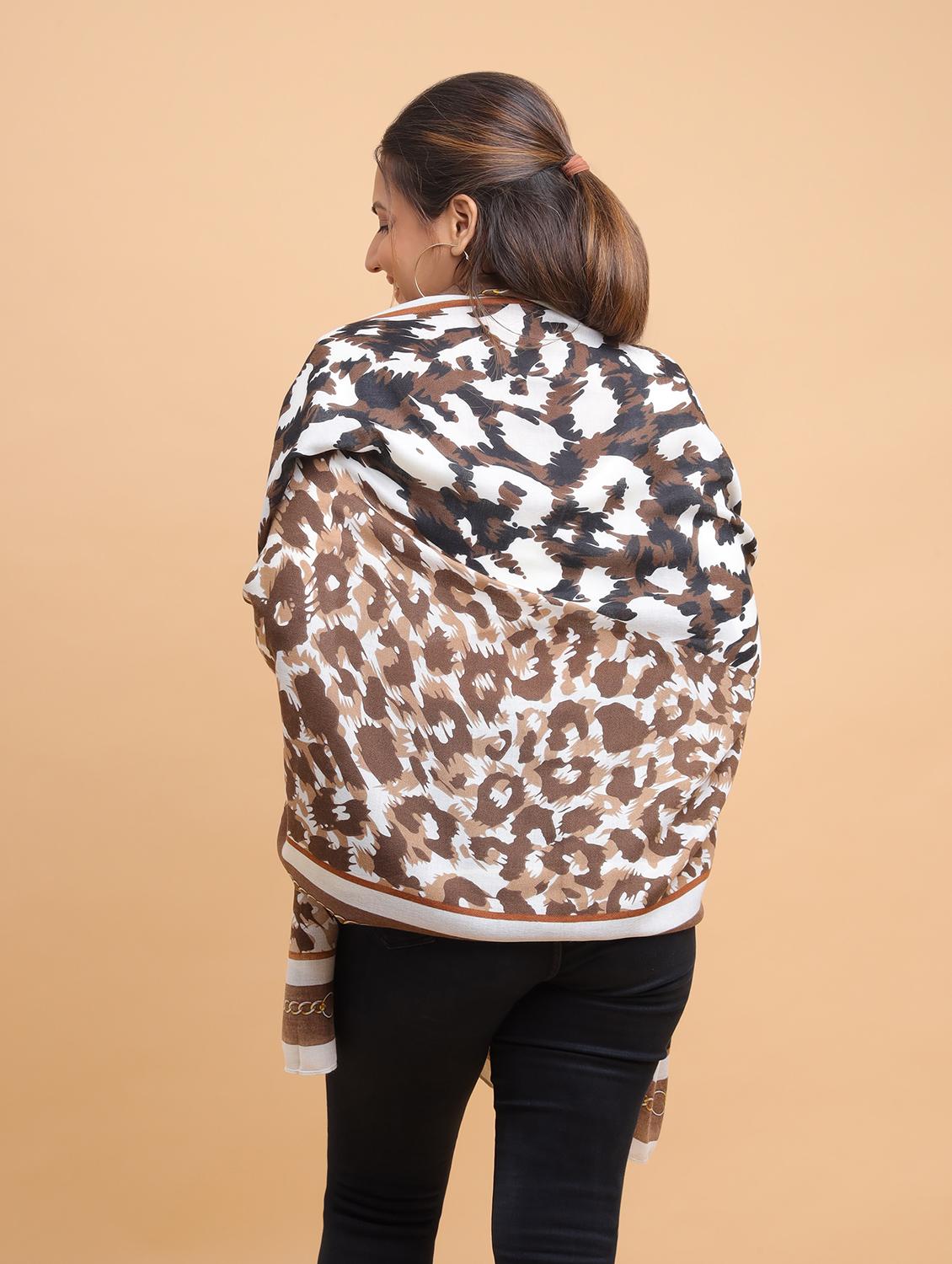 printed women scarf - 21986818 - Standard Image - 2