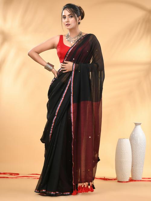 women black handloom saree with blouse - 21986990 - Standard Image - 0