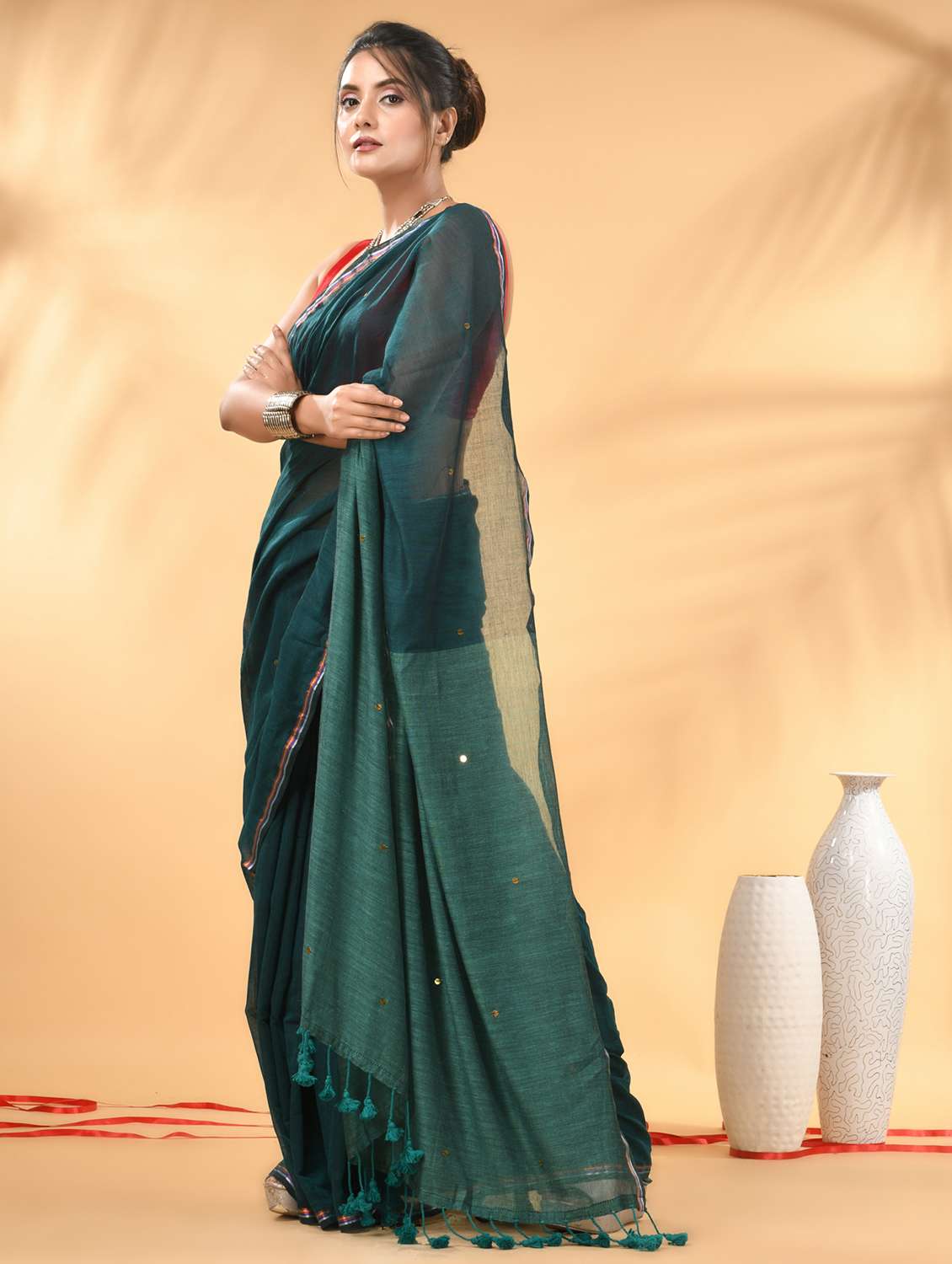 women teal handloom saree with blouse - 21986992 -  Standard Image - 2