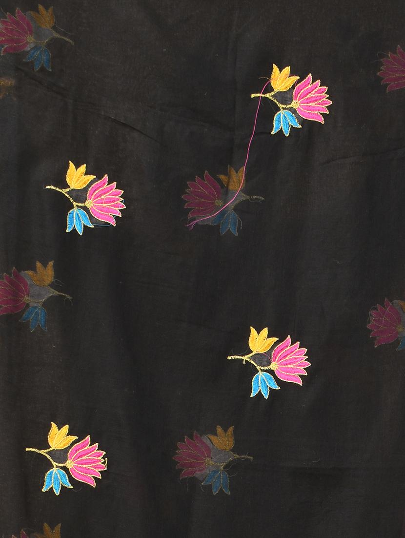 women floral embroidered handloom saree - 21987008 - Standard Image - 2