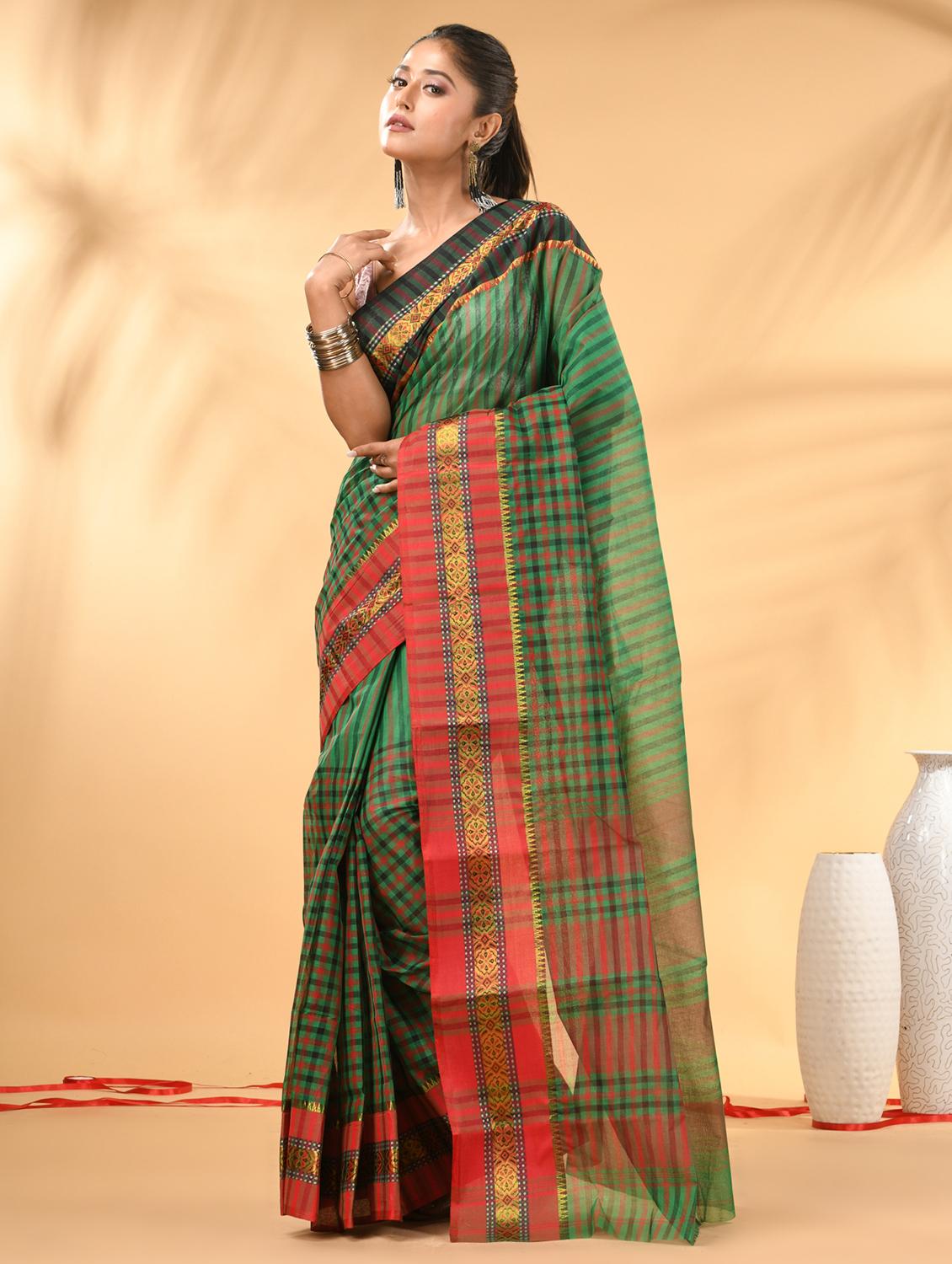 women checkered tant saree - 21987028 - Standard Image - 2