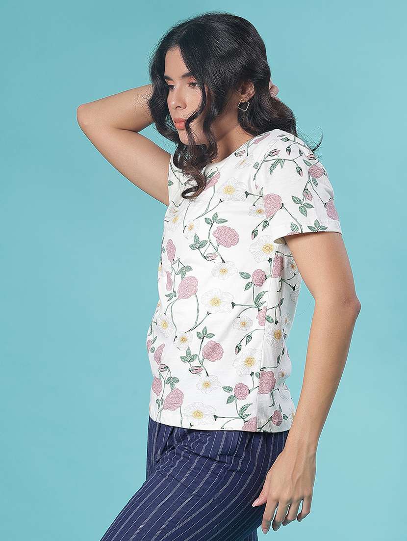 women floral printed round neck t-shirt - 21987134 -  Standard Image - 2