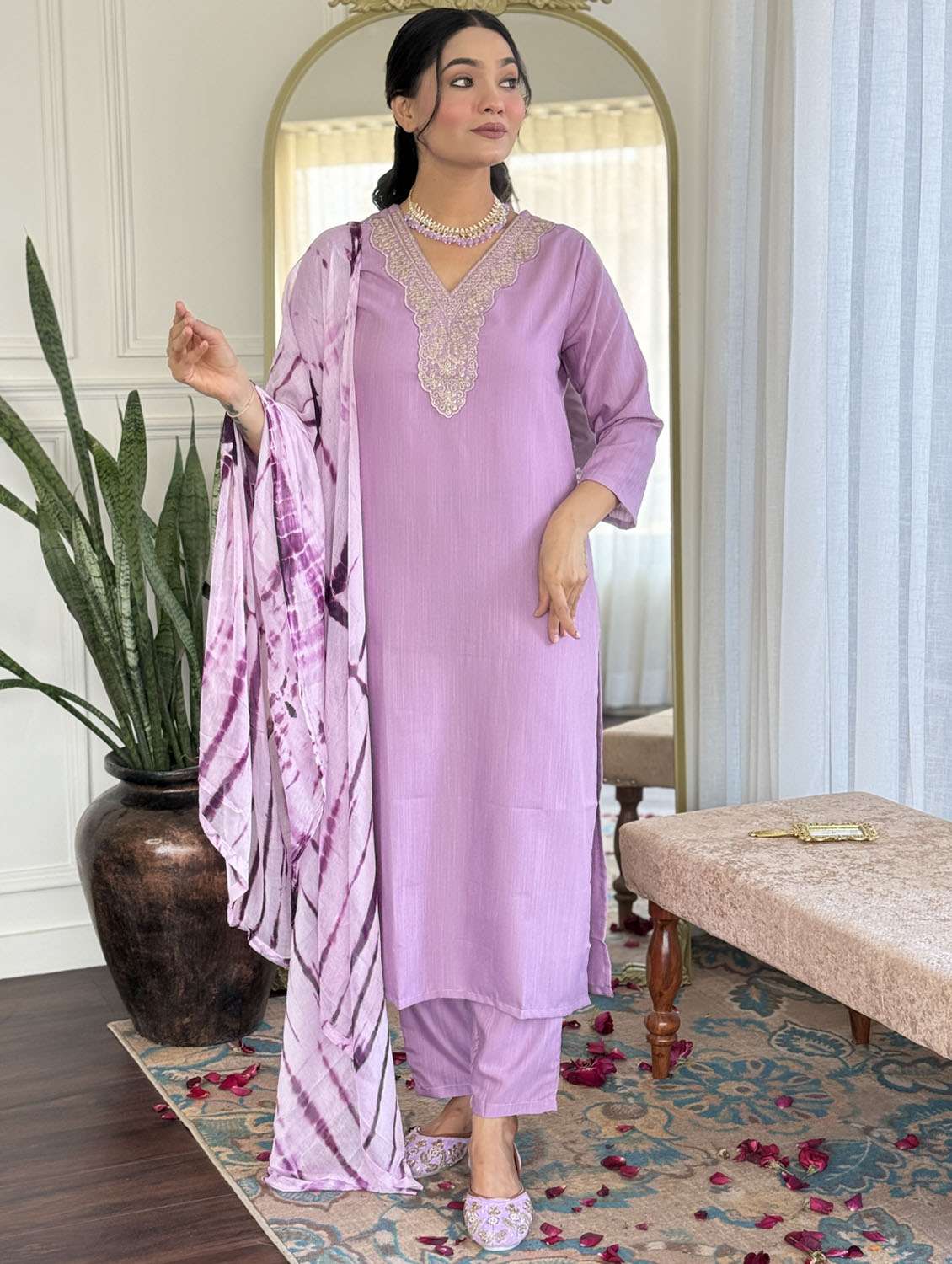 women three quarter sleeve kurta pant with dupatta set - 21987345 - Standard Image - 2