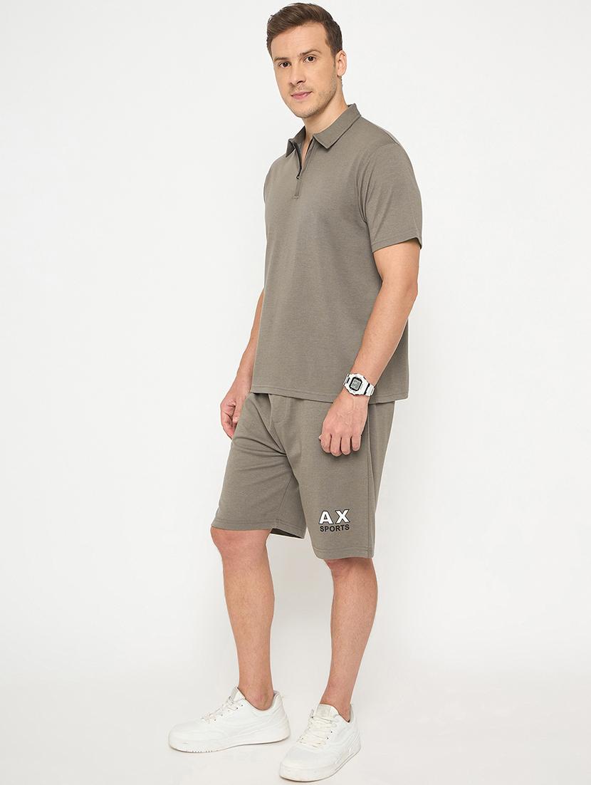 men solid short sleeve t-shirt & shorts co-ord set - 21987600 - Standard Image - 2