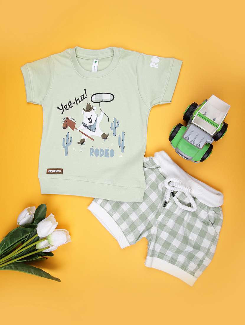 boys printed shirt & shorts casual wear set