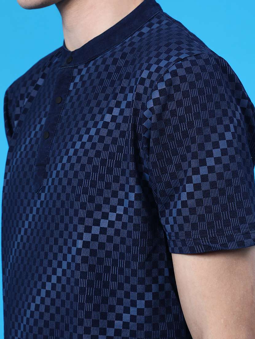 men printed short sleeve regular fit t-shirt - 21987793 -  Standard Image - 2