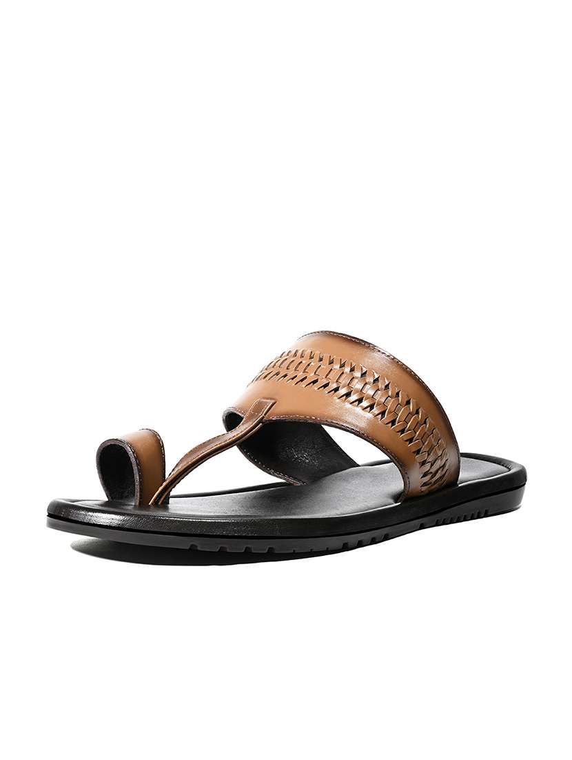 men solid toe separator sandal - 21988809 -  Standard Image - 2