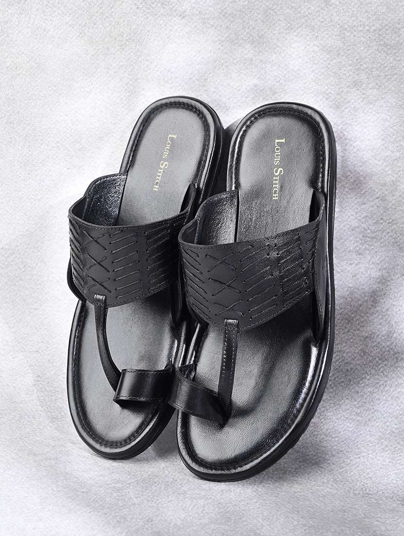 men solid toe separator sandal - 21988810 -  Standard Image - 2