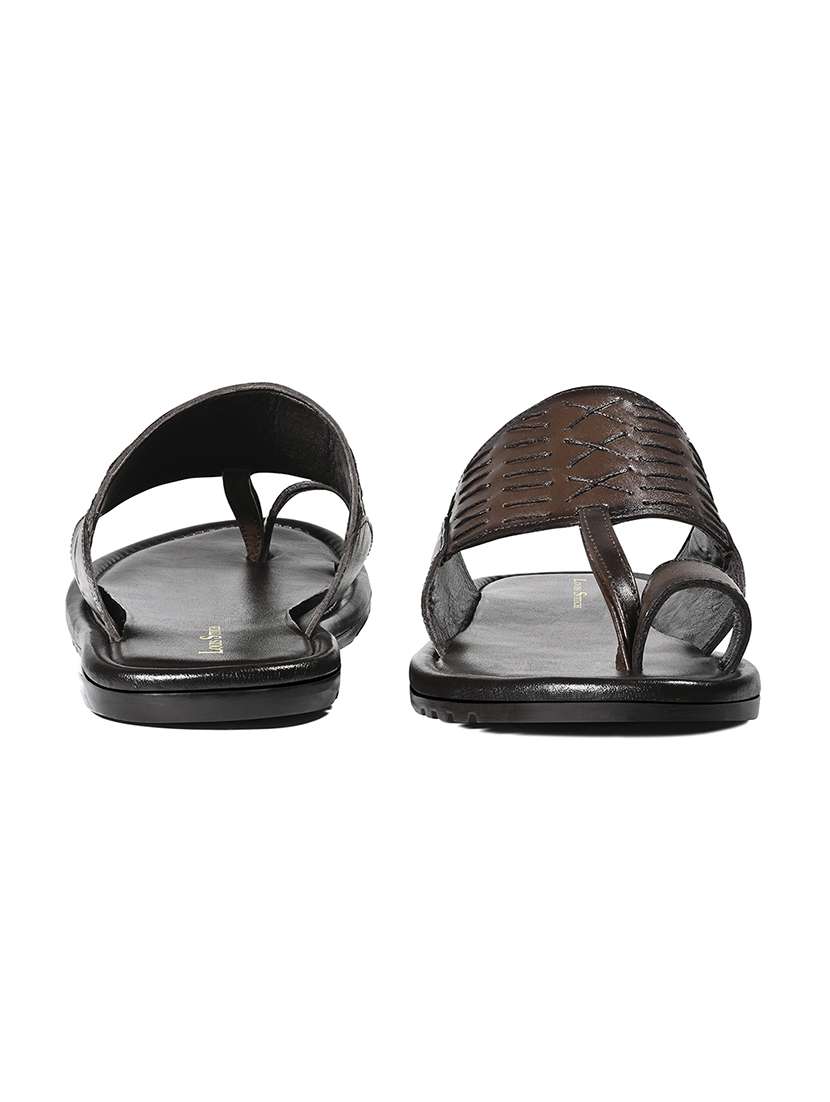 men solid toe separator sandal - 21988811 -  Standard Image - 2