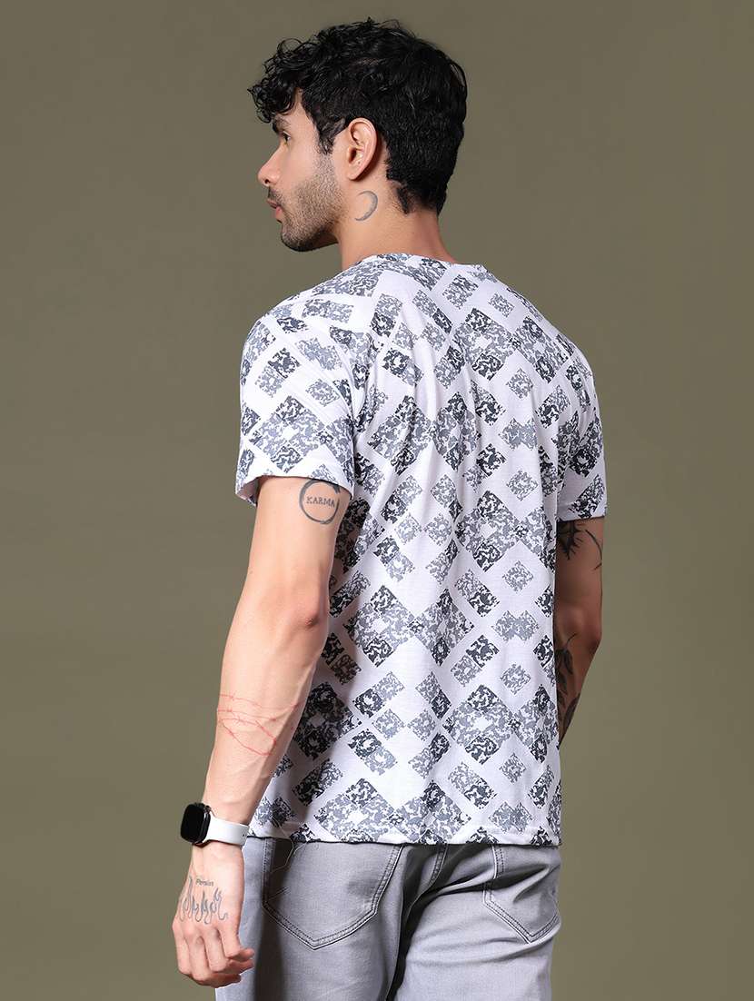 men printed short sleeve regular fit  t-shirt - 21989477 -  Standard Image - 2
