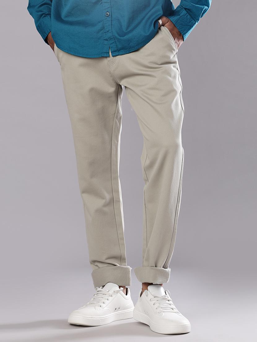 men solid mid rise straight fit chinos 