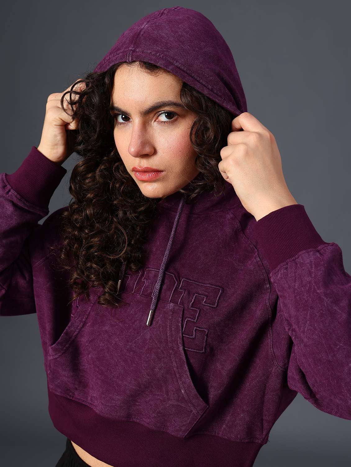 women solid long sleeve crop sweatshirt - 21989749 -  Standard Image - 2