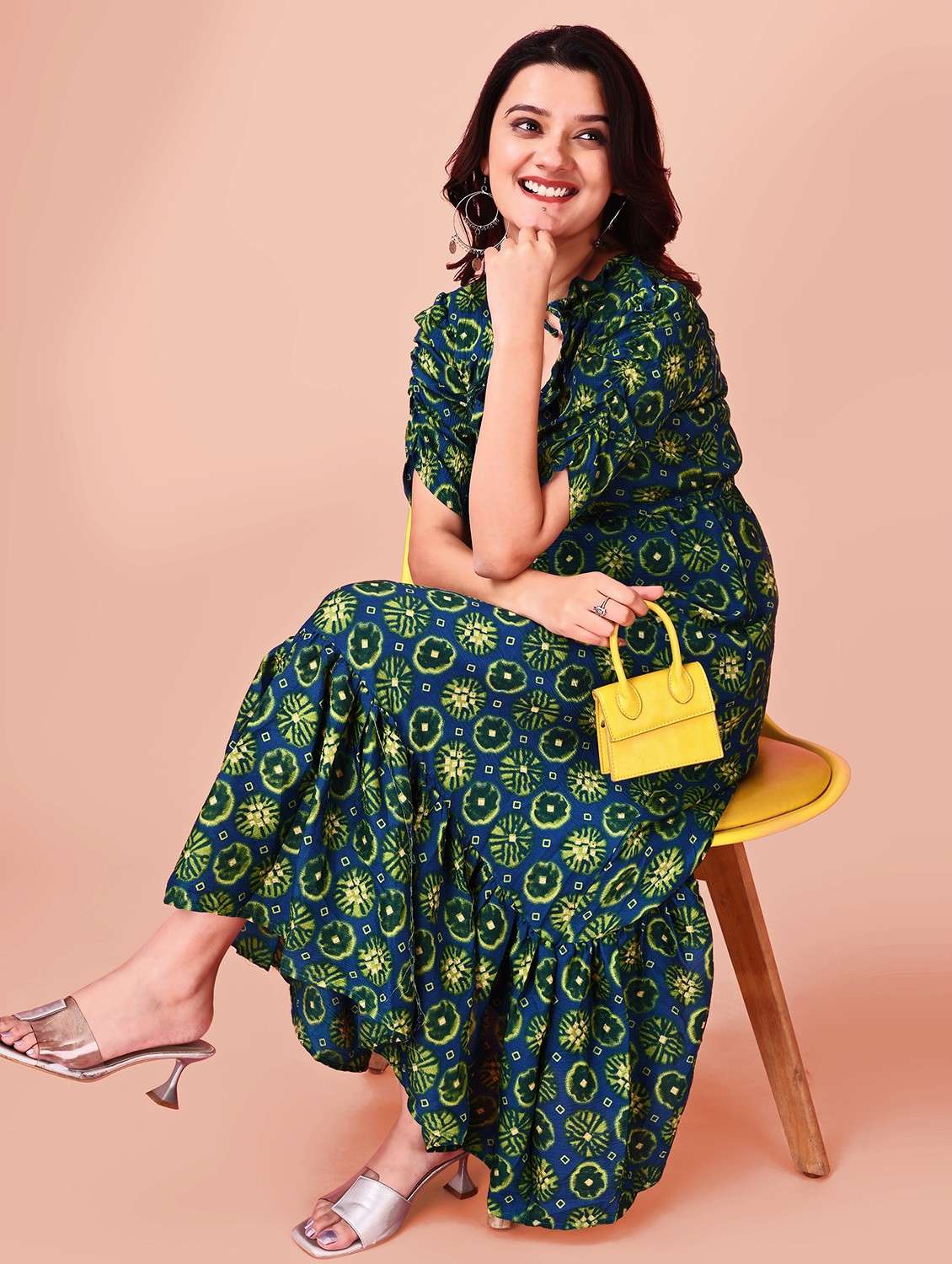 women printed puff sleeve tiered midi dress