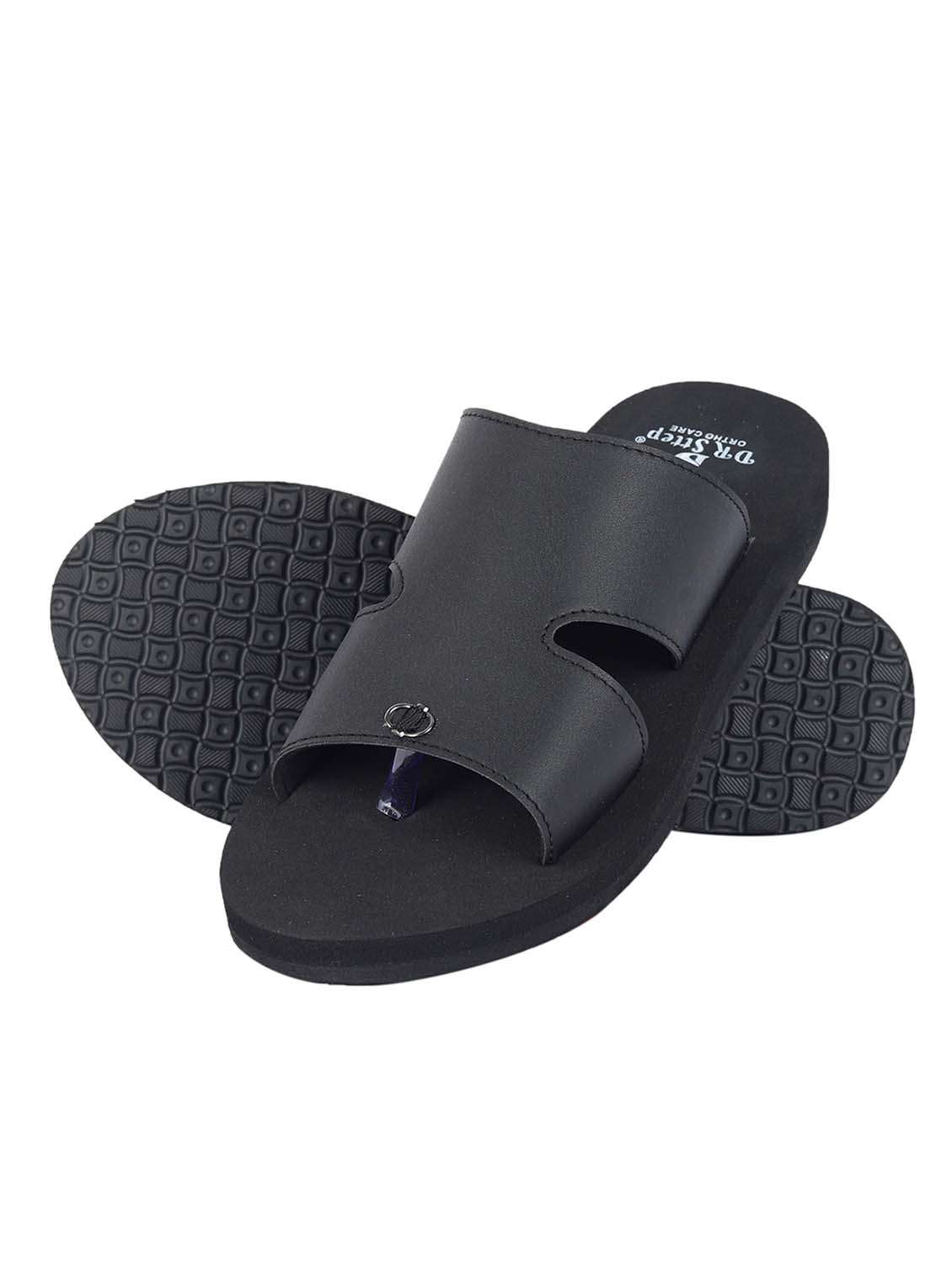 men toe separator diabetic and orthopedic flip flop - 21991441 -  Standard Image - 2