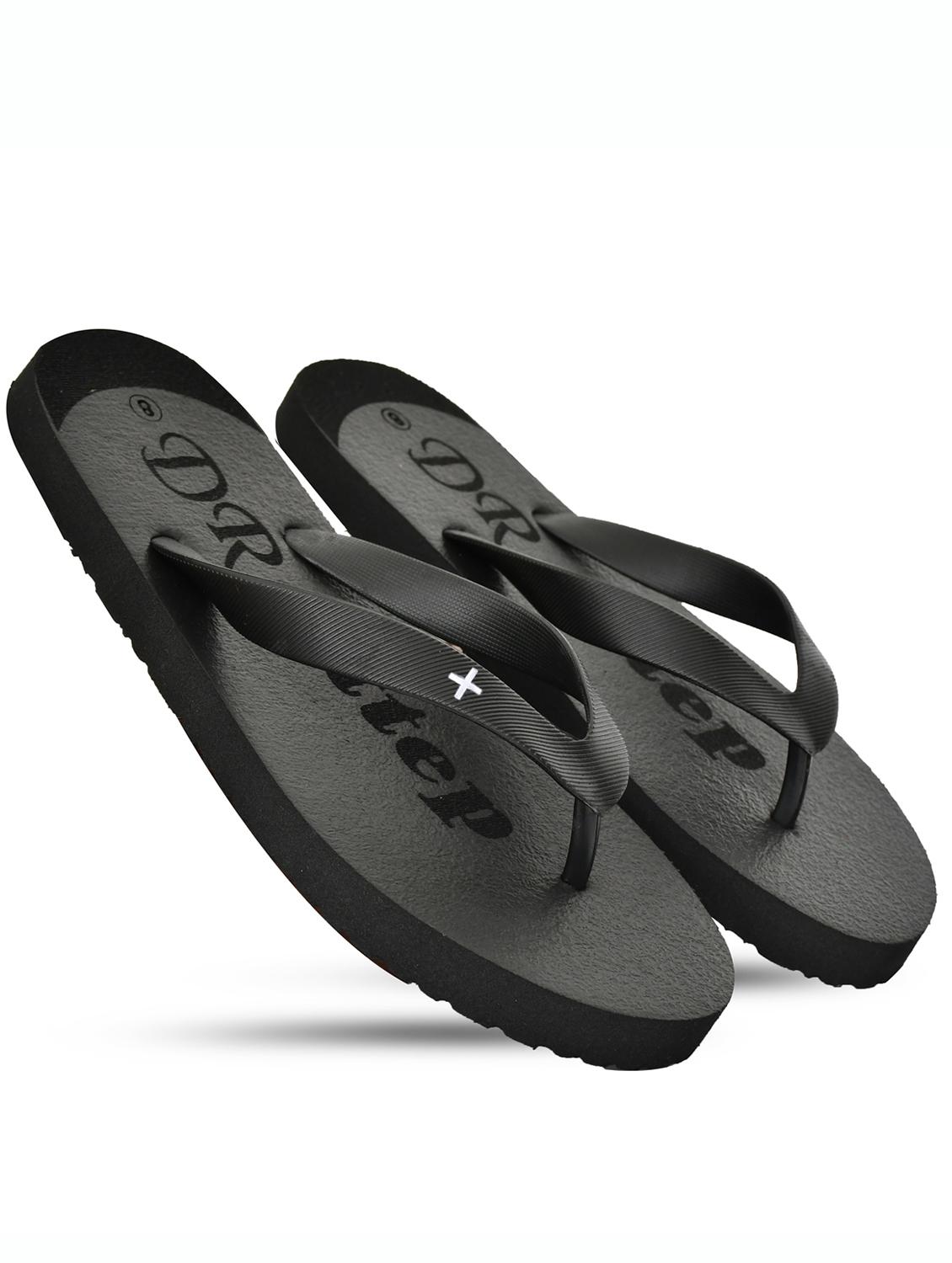 men toe separator diabetic and orthopedic slipper - 21991504 - Standard Image - 2